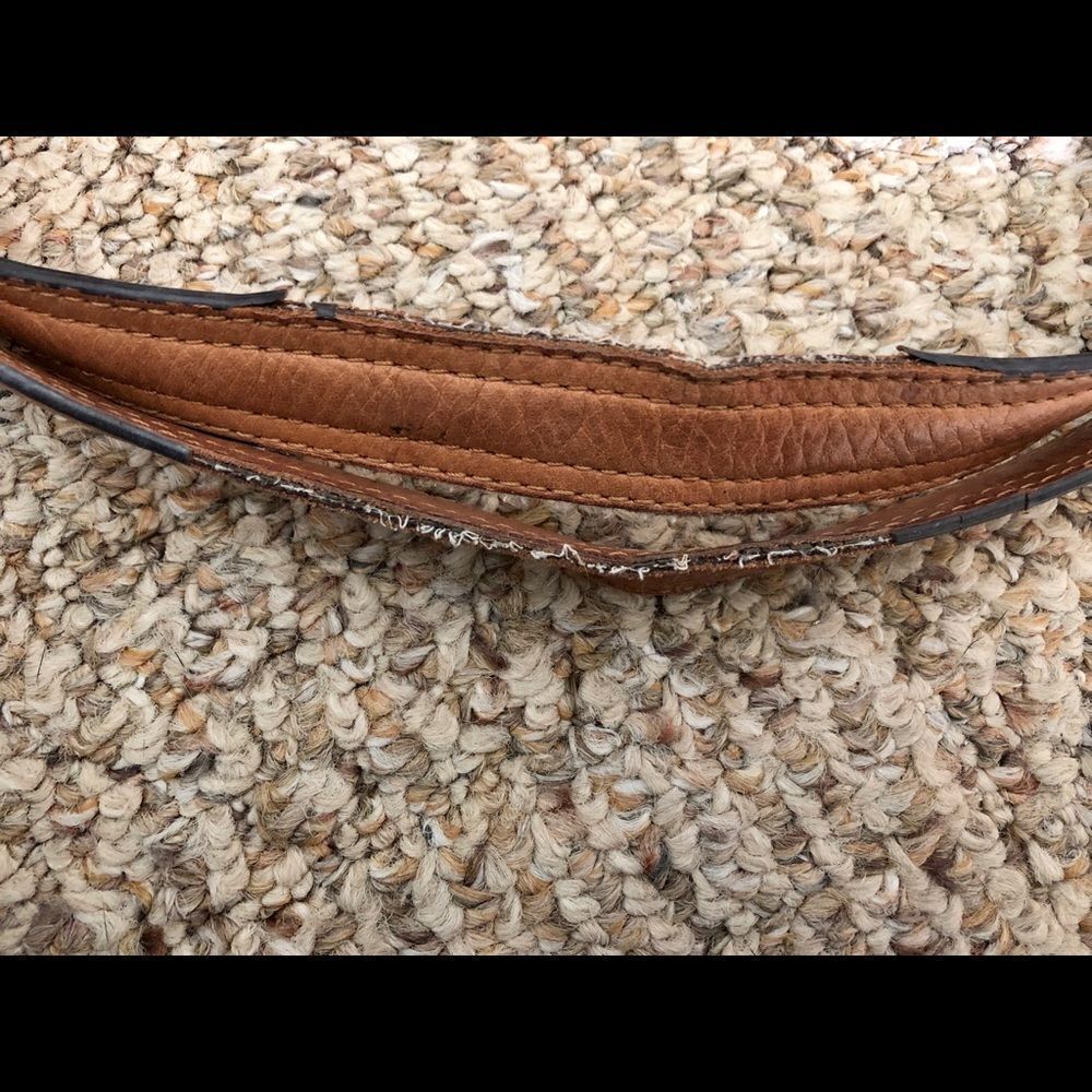 Nice sturdy leather bag by B Makowsky - Picture 5 of 7